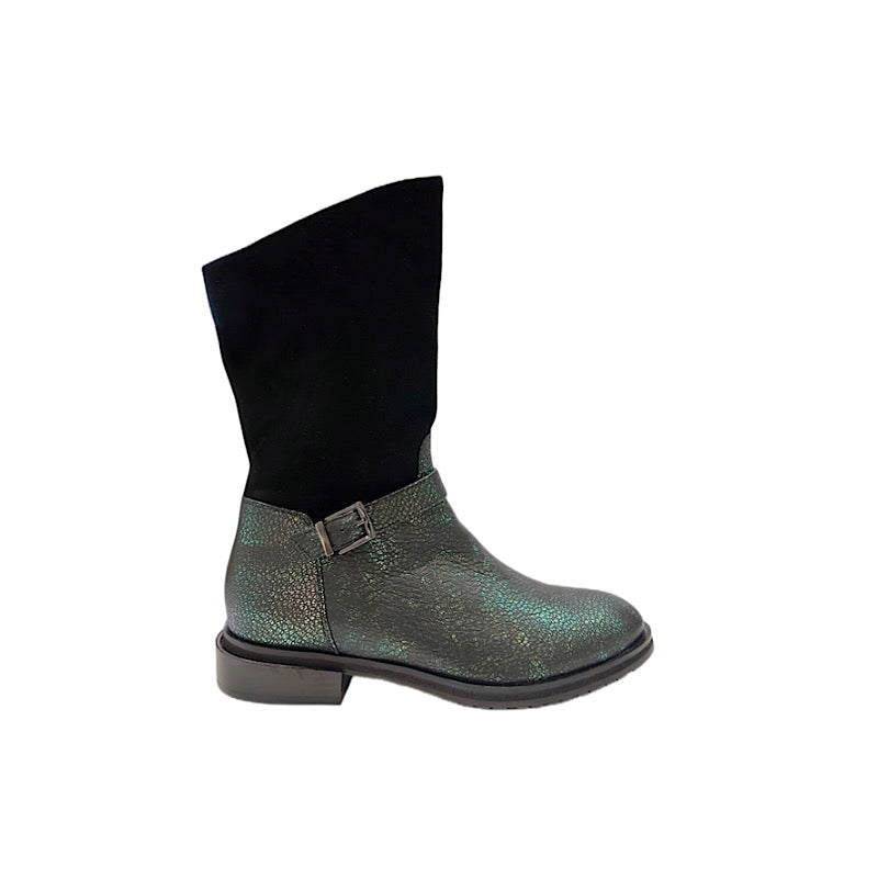 Liquidation: bottes d’automne 3/4 en cuir vert irisé et suède noir.