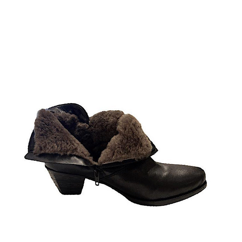 Bottes Rieker en cuir noir 79171