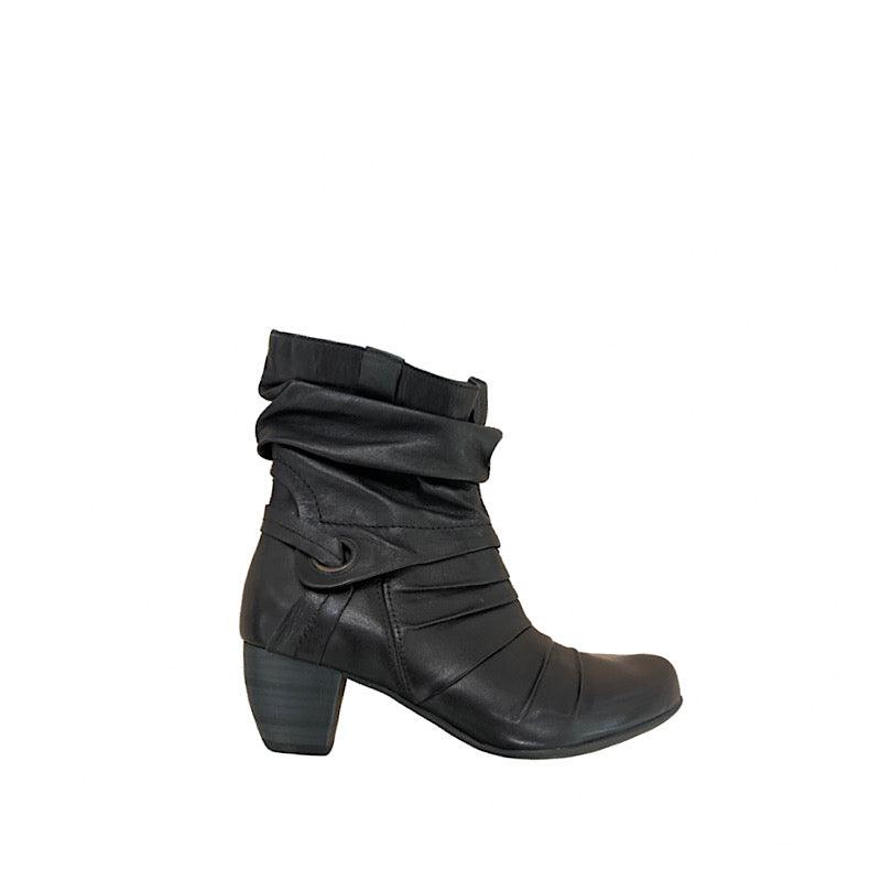 Bottes Remonte D7581 en cuir noir.