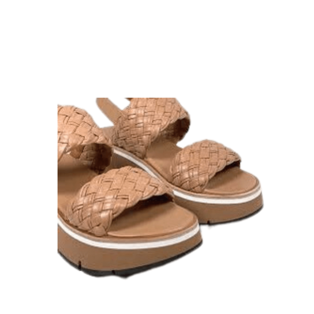 Sandales en cuir tressé caramel - Boutique Prestige