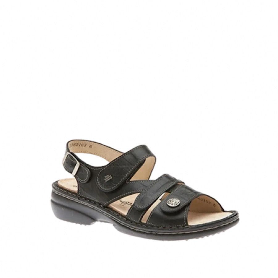 Sandales orthopédiques Finn Comfort Gomera en cuir noir.