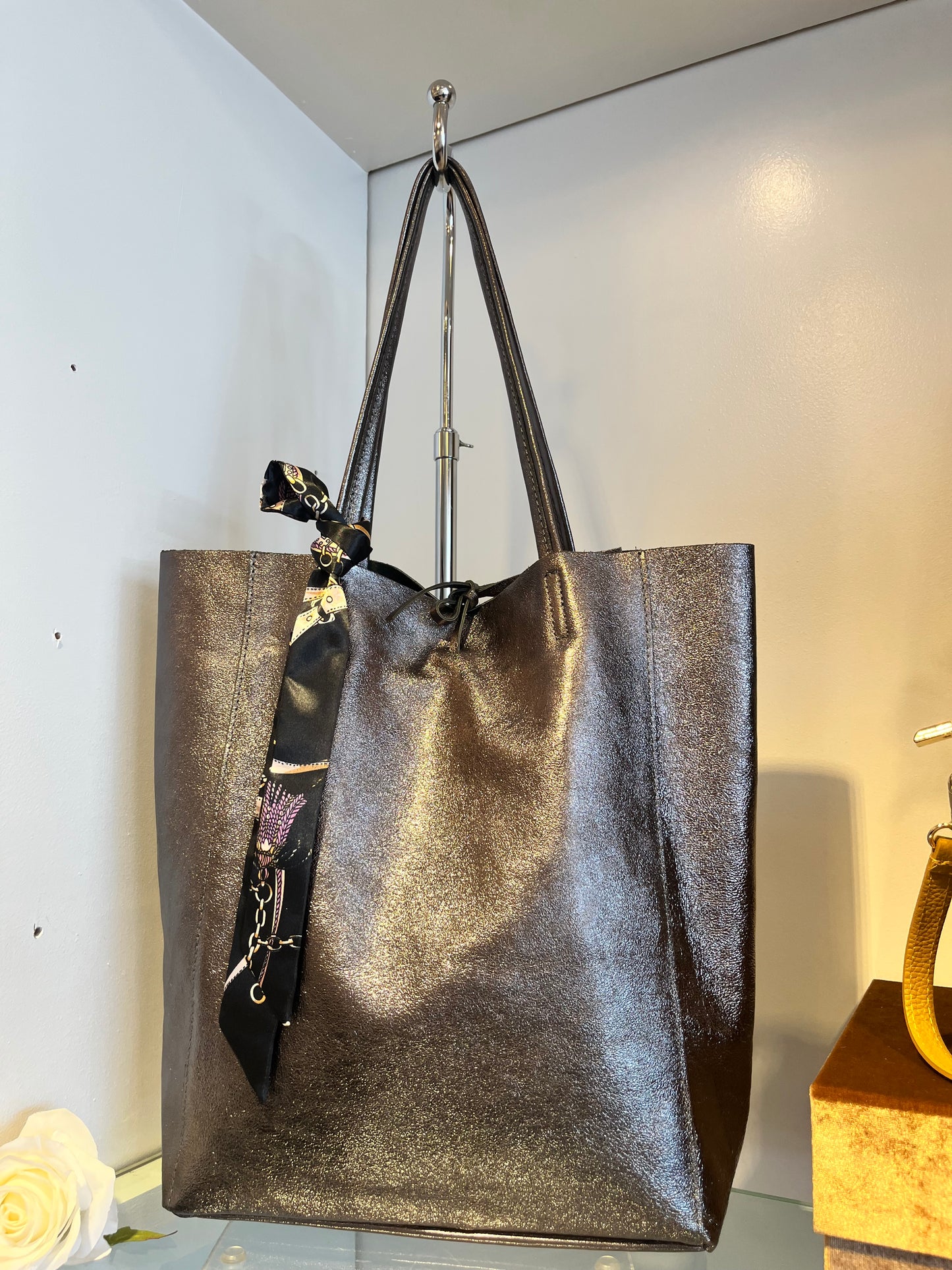 Nouveau en boutique:Sac Donna, en cuir de veau