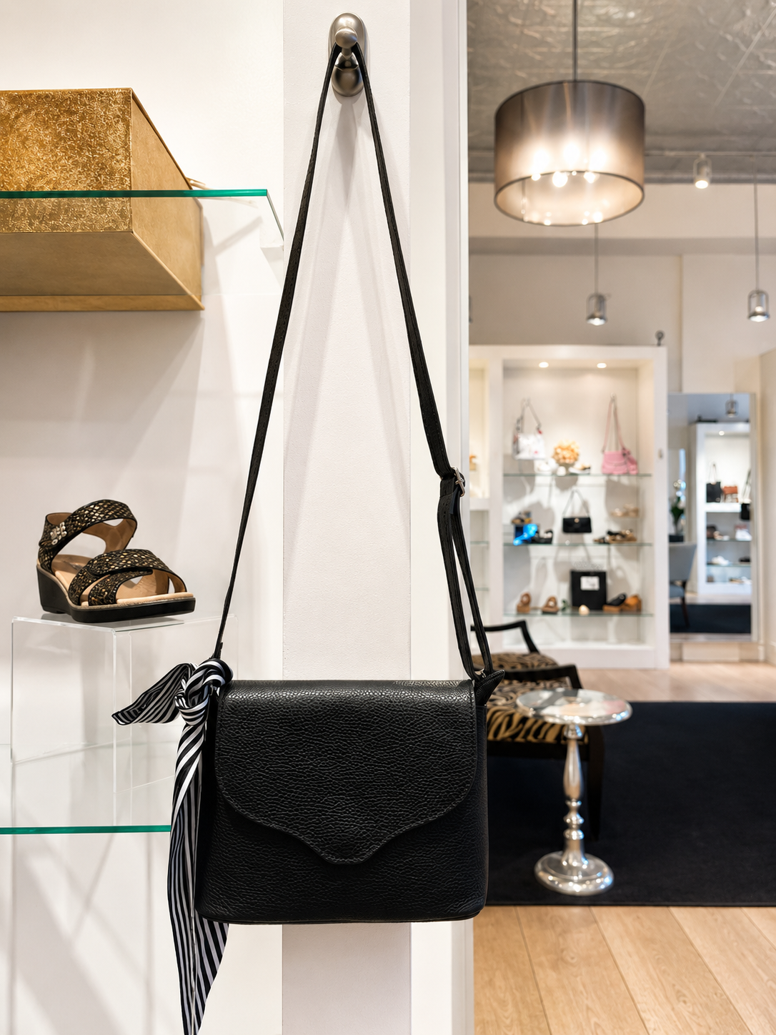 Nouveau en boutique :Sac Elise, en cuir de veau