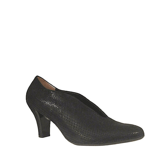 Beautifeel Calla shoes in black leather.