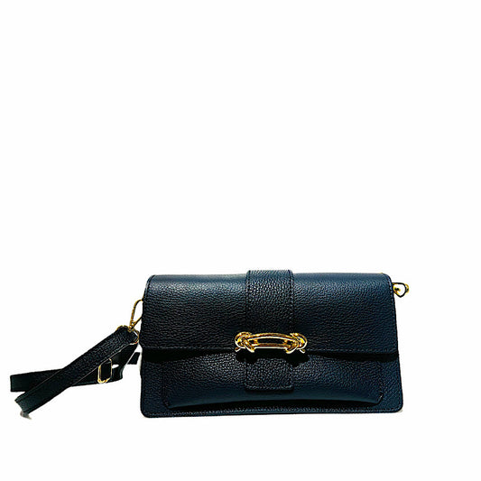 Sac à bandoulière en cuir marine et ornement.