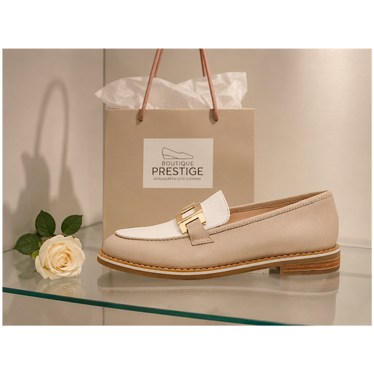Mocassins Ara en cuir beige et blanc