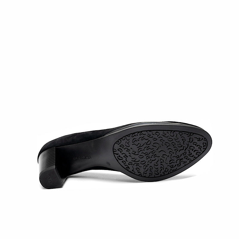 Ara 12-13436-01 in black suede.