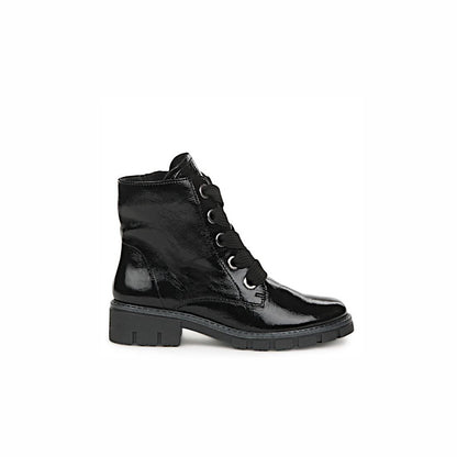 Ara 12-23126-10 en cuir verni noir imperméable.