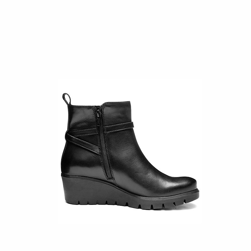 Ara 12-57002-01 in black leather