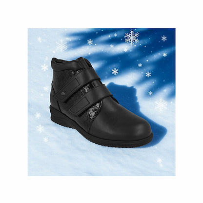 Finn Comfort boots, in black nappa leather and patent leather.