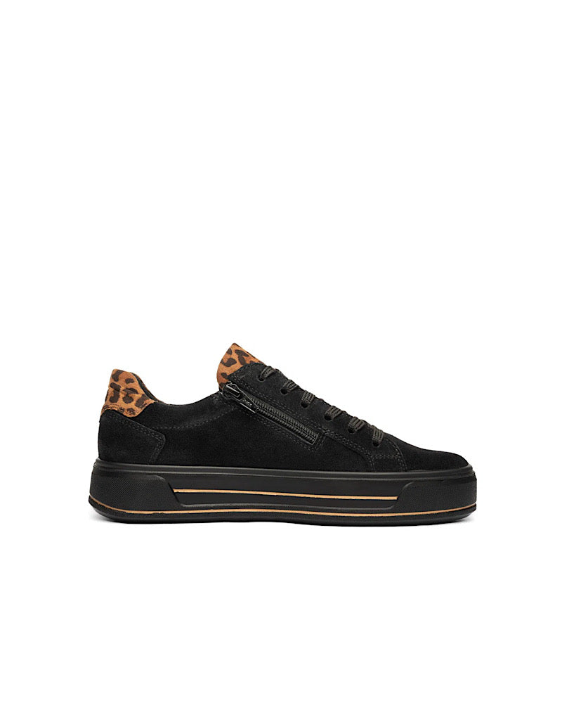 Baskets Ara Canberra - daim noir Léo