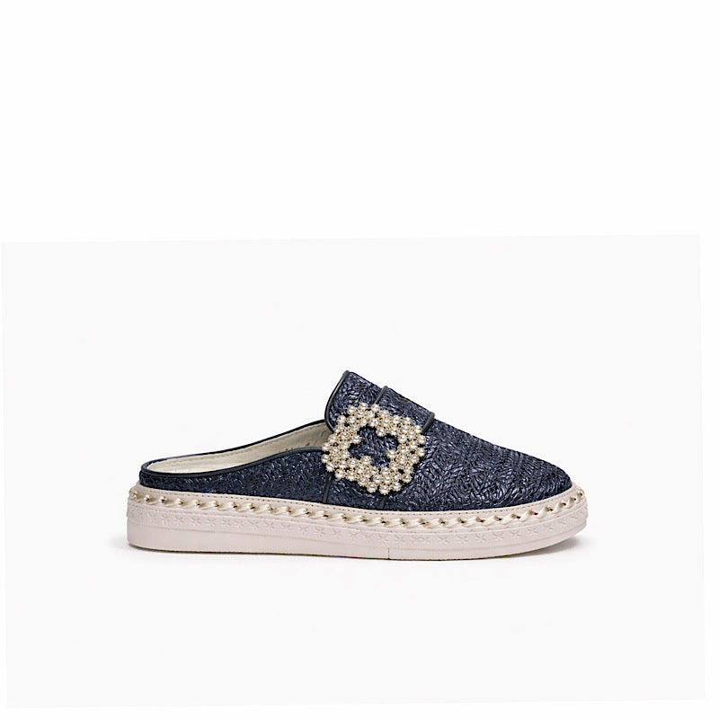 Top vendeur. Mules en lin marine.