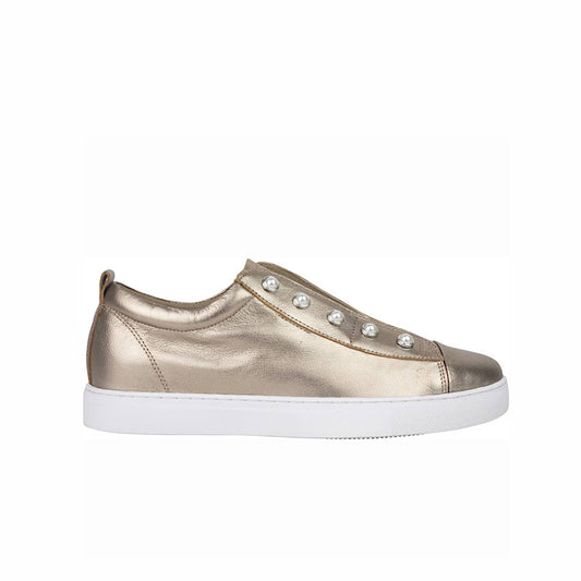Espadrille à enfiler en cuir champagne métallisé.