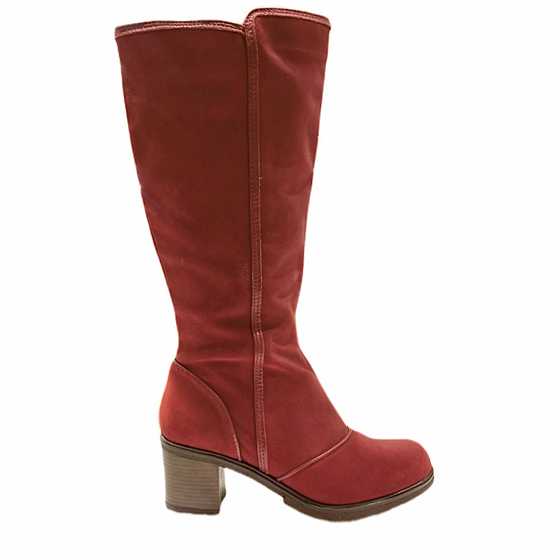 Bottes Saute Mouton en daim rouge cerise.