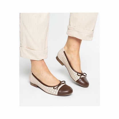 Ballerines Ara en cuir ivoire/moka