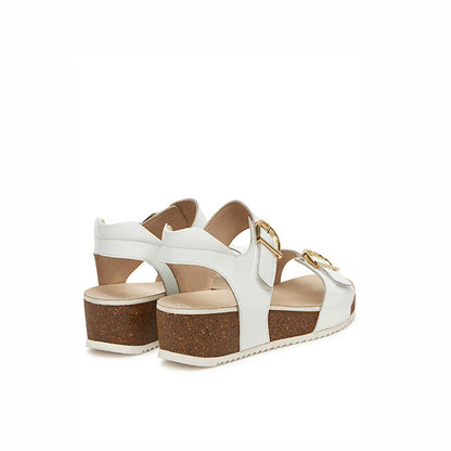 Sandales Ara compensée en cuir verni blanc
