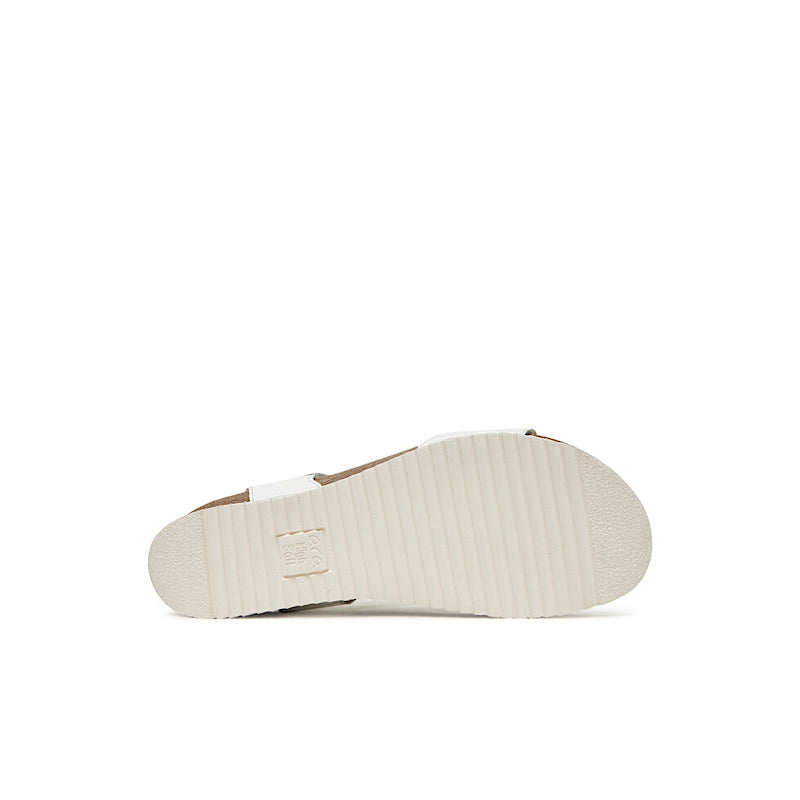 Sandales Ara compensée en cuir verni blanc