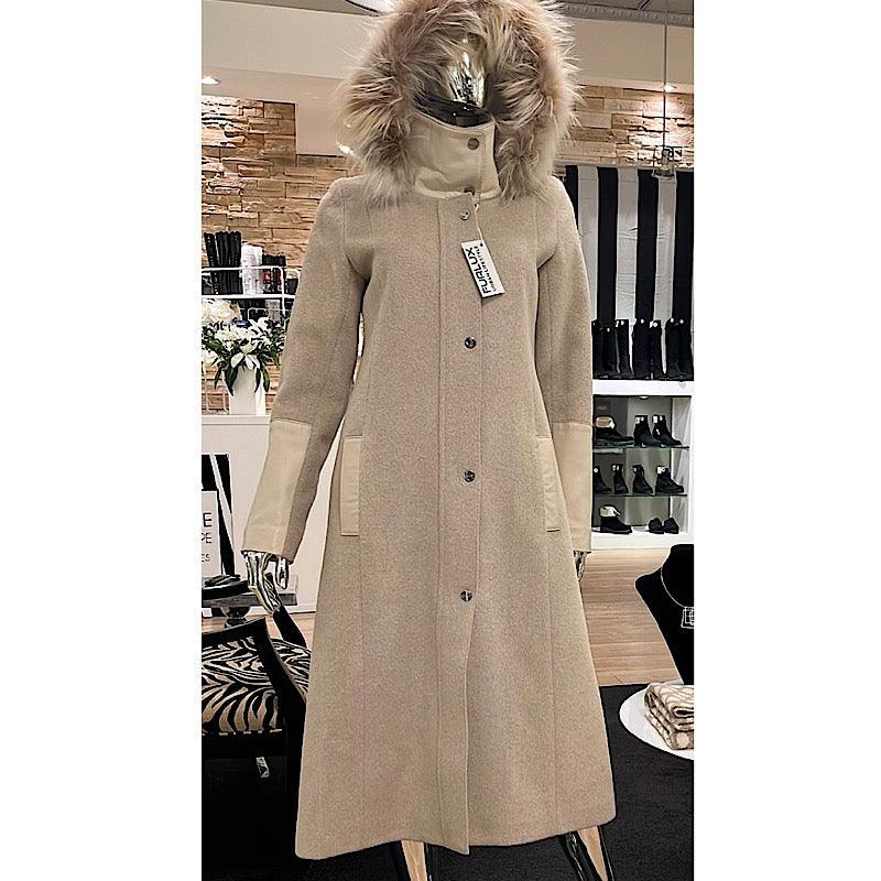 Manteau d’hiver en mélange d’angora et cuir. - Boutique Prestige